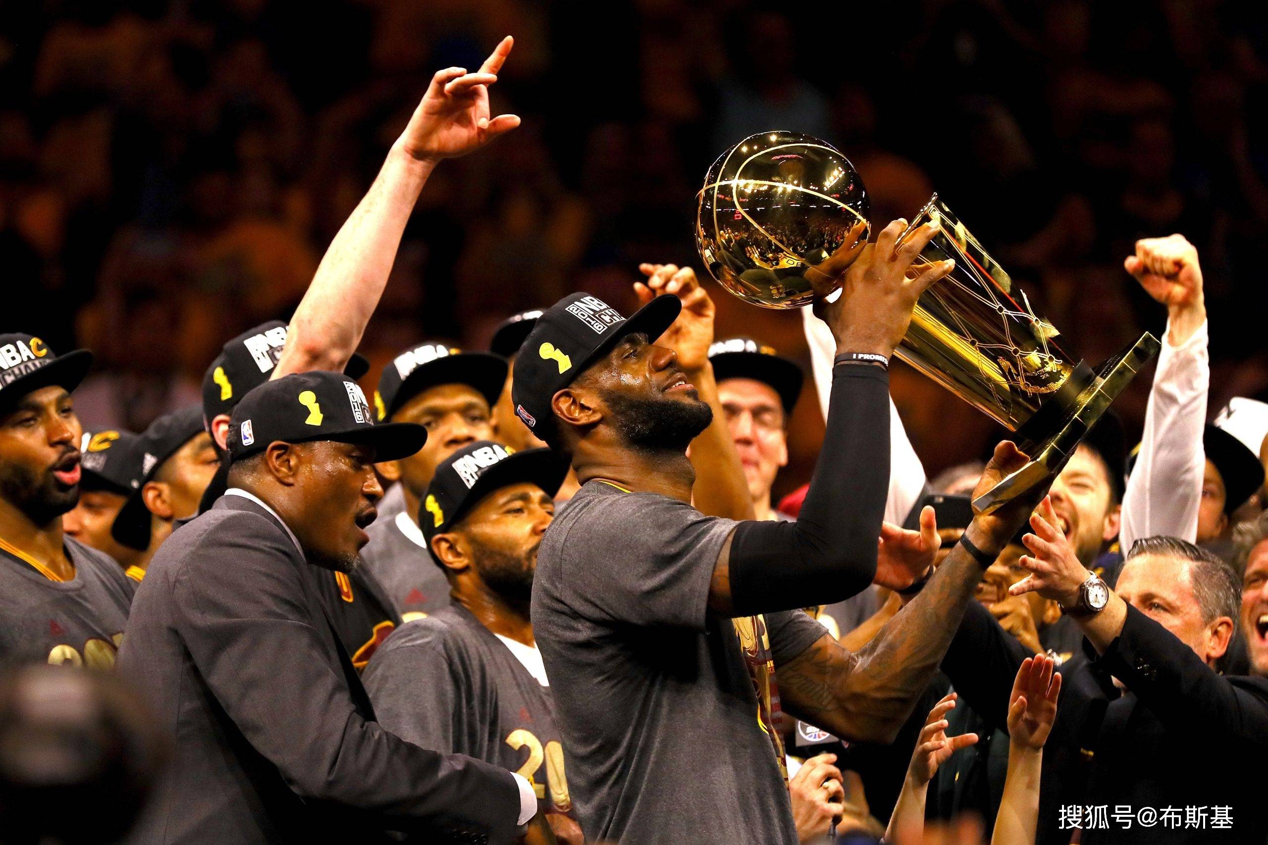 华体会下载-包含勇士队总决赛首局惊现两大黑马,冠军归属未卜的词条 第1张 华体会下载-包含勇士队总决赛首局惊现两大黑马,冠军归属未卜的词条 第1张